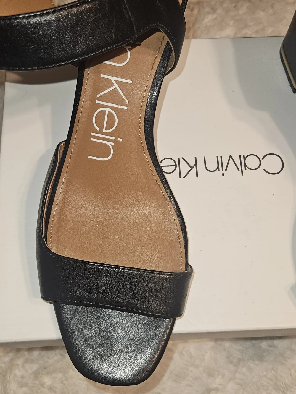 Chunky Black Leather Sandal with Gold Buckle Calvin KLEIN SIZE 9